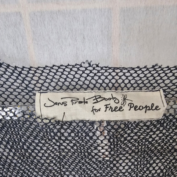 NEW Free People x Jen's Pirate Booty Remi Maxi Tee Shimmer - Picture 7 of 8